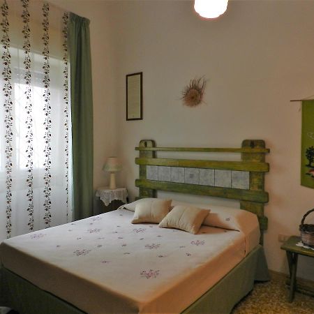 Casa Corte Con Terrazza Taviano  Εξωτερικό φωτογραφία